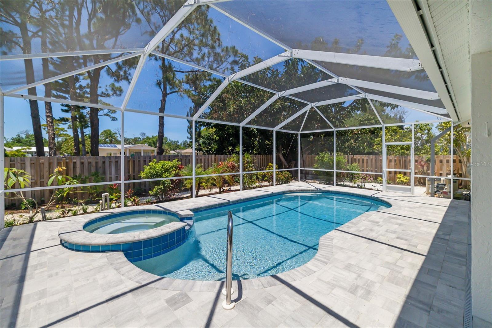 Image 26 of 39 For 5370 Matthew Court