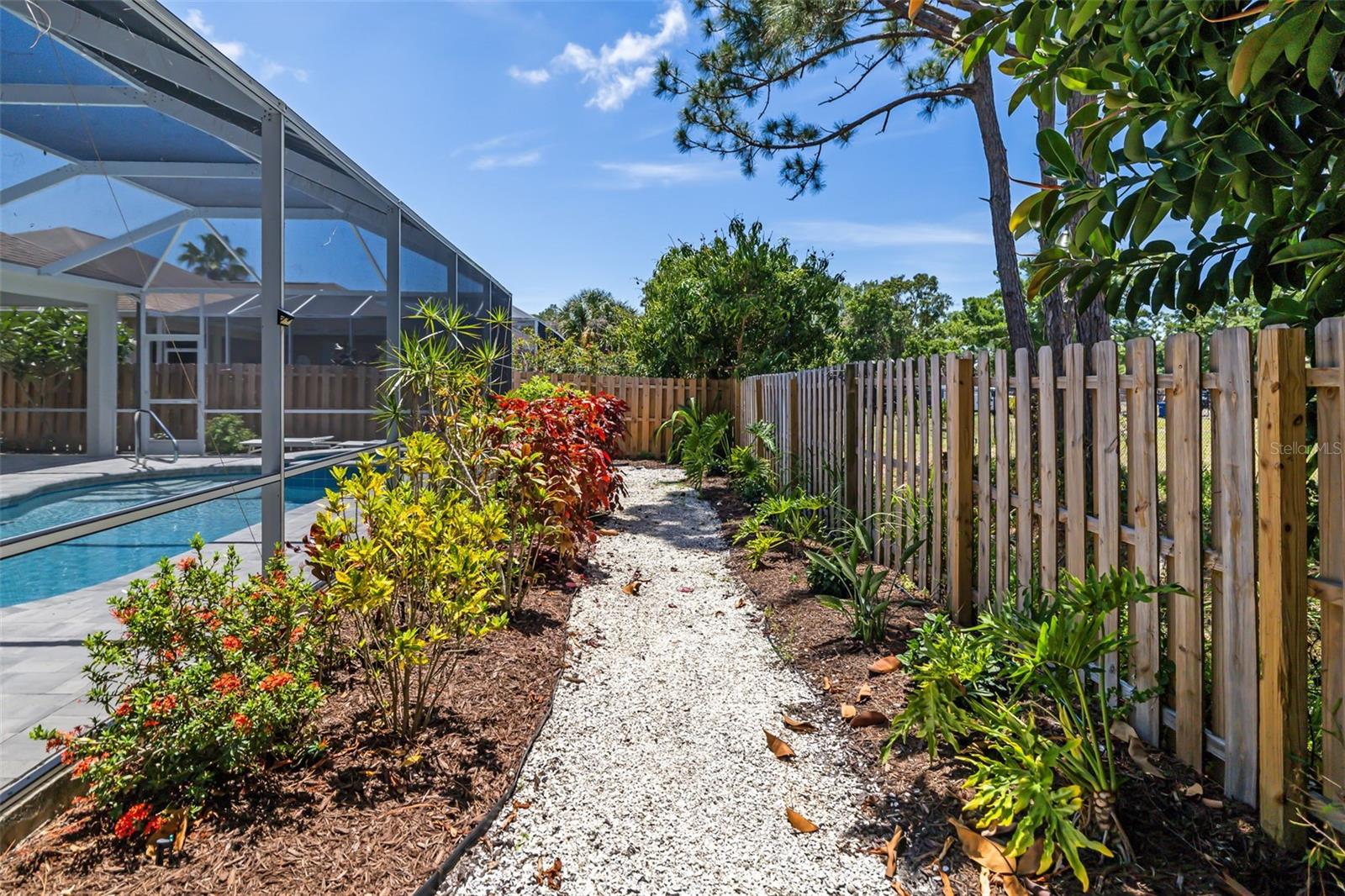 Image 30 of 39 For 5370 Matthew Court