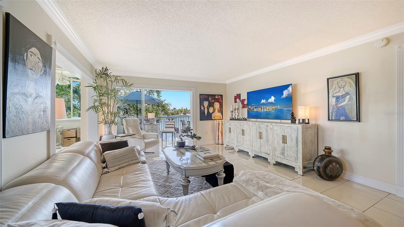 Image 10 of 70 For 1355 Portofino Drive 103