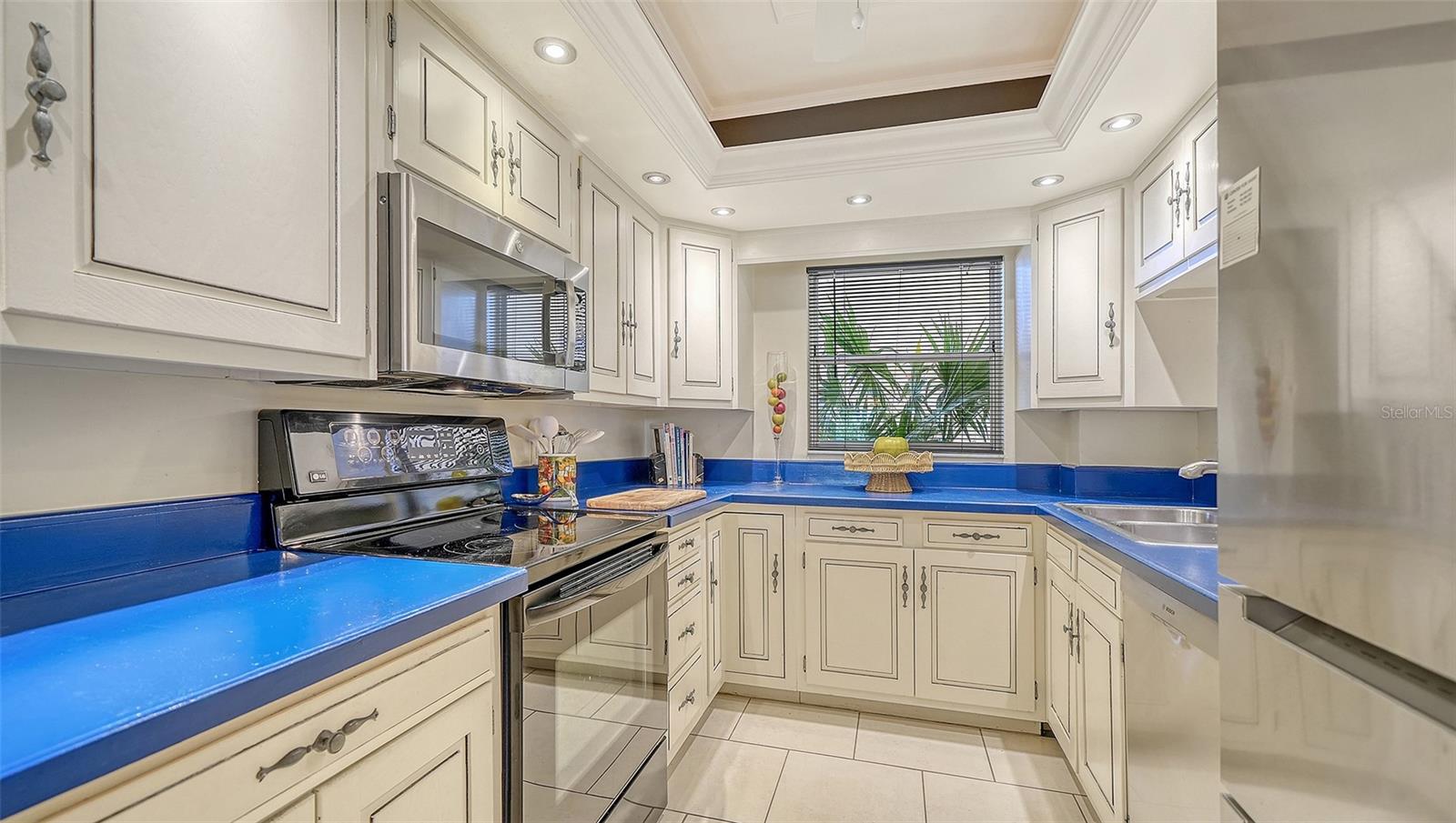 Image 33 of 70 For 1355 Portofino Drive 103