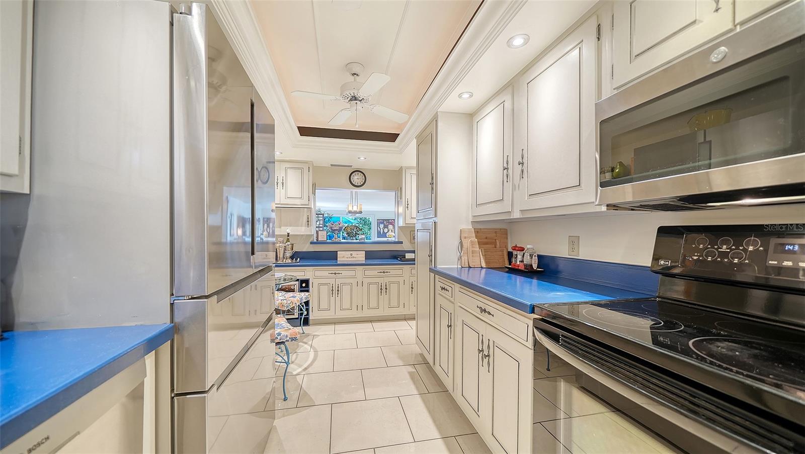 Image 34 of 70 For 1355 Portofino Drive 103