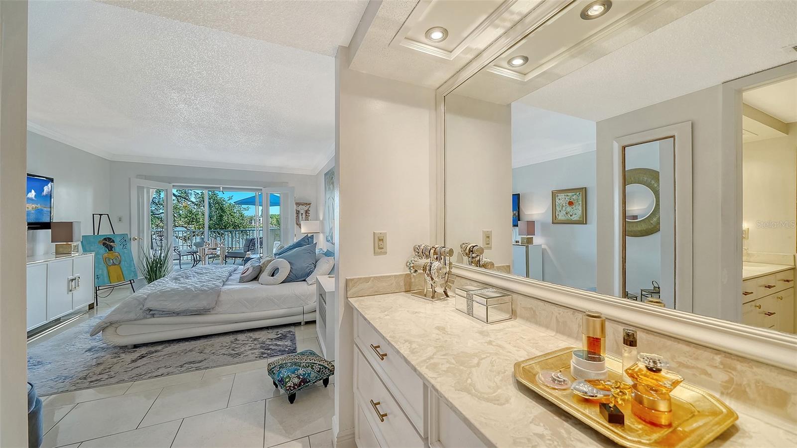 Image 41 of 70 For 1355 Portofino Drive 103