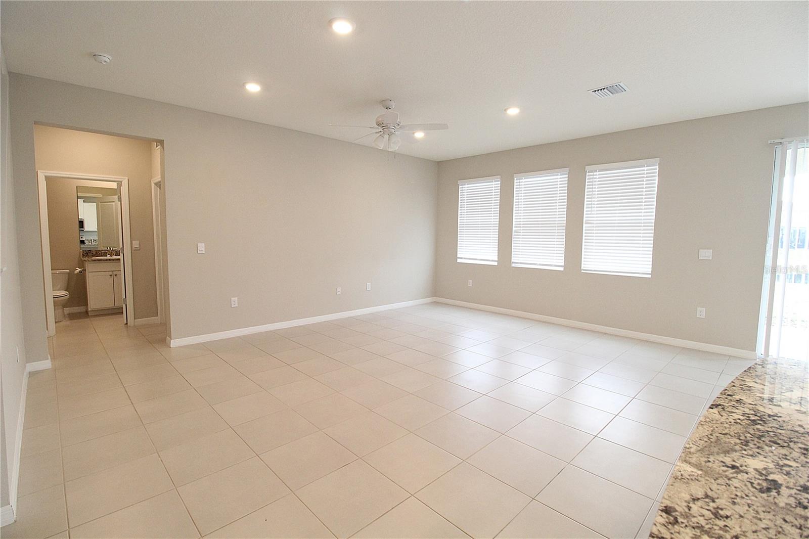 Image 5 of 21 For 511 158th Street E
