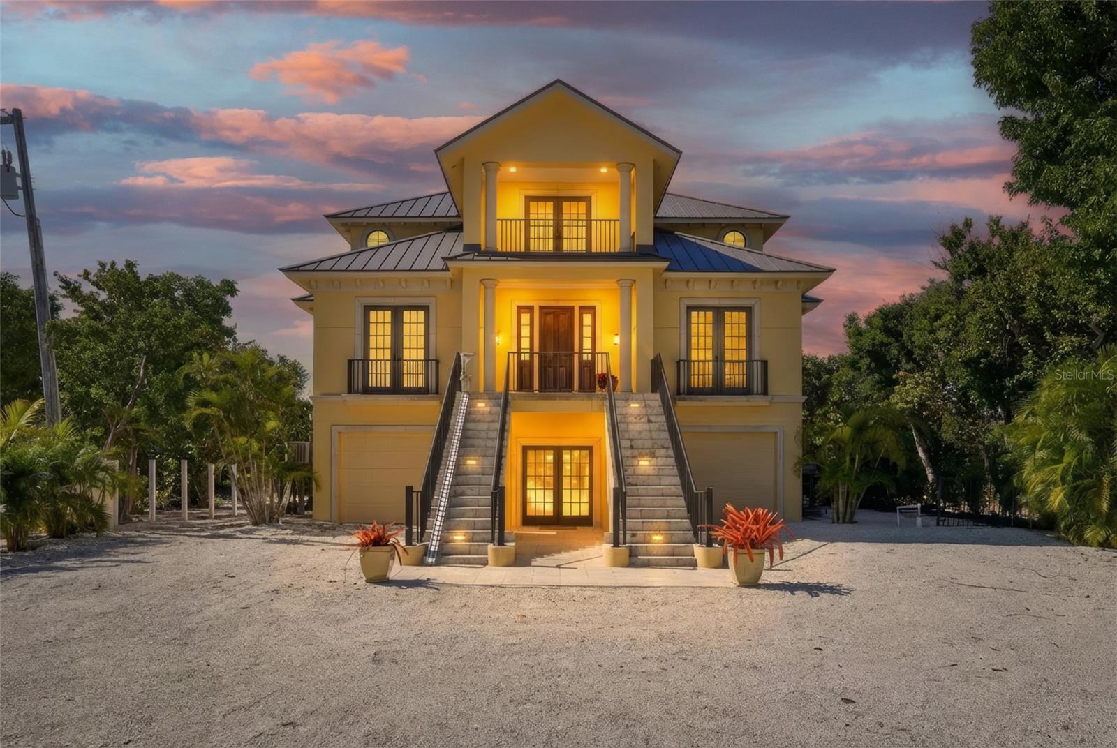 Image 13 of 44 For 16205 Captiva Drive