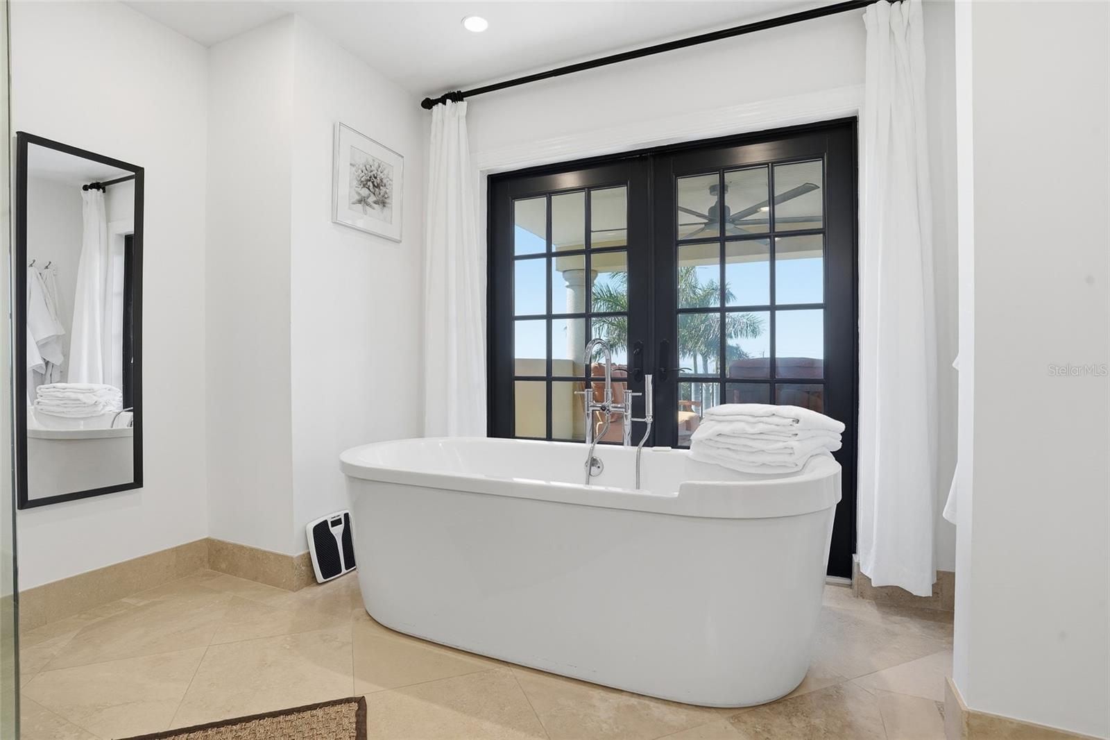 Image 34 of 44 For 16205 Captiva Drive