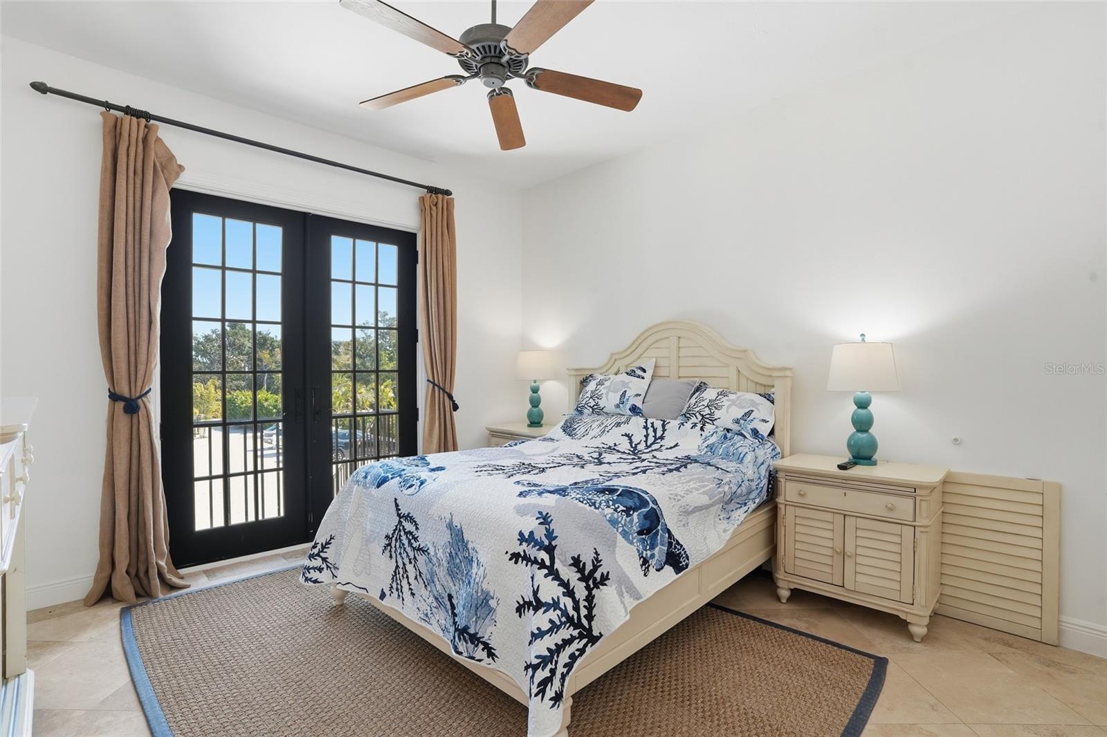 Image 36 of 44 For 16205 Captiva Drive
