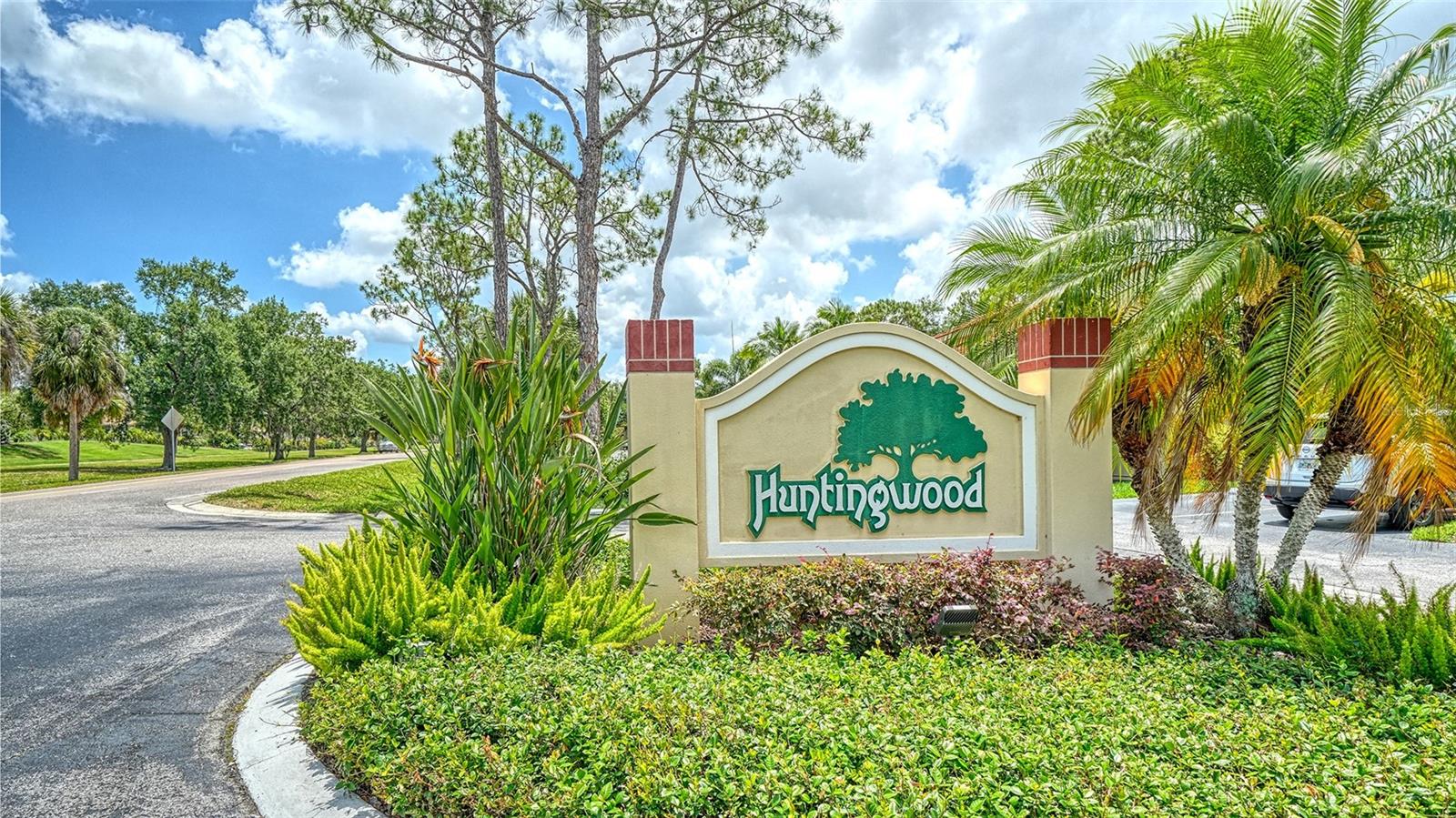 Image 35 of 74 For 5294 Huntingwood Court 59