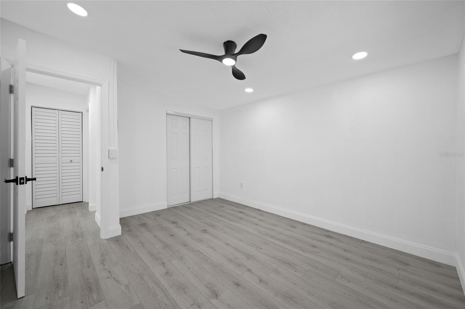 Image 61 of 67 For 6908 11th Avenue E