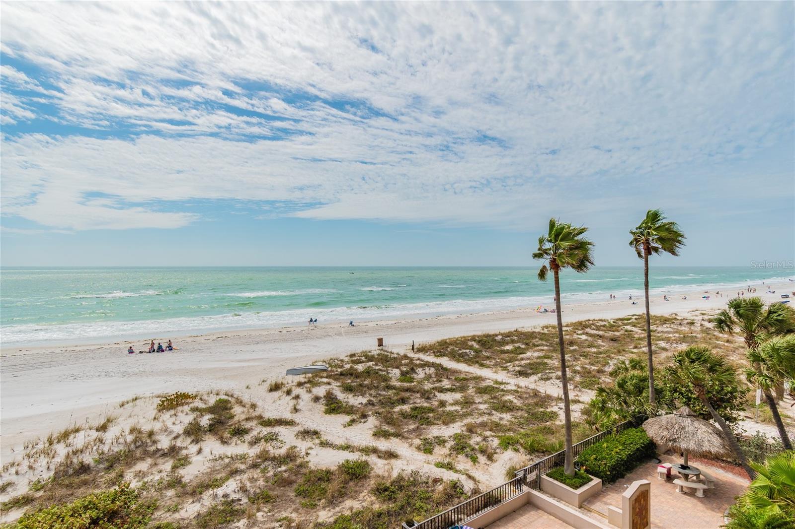 Image 33 of 44 For 13650 Gulf Boulevard 402