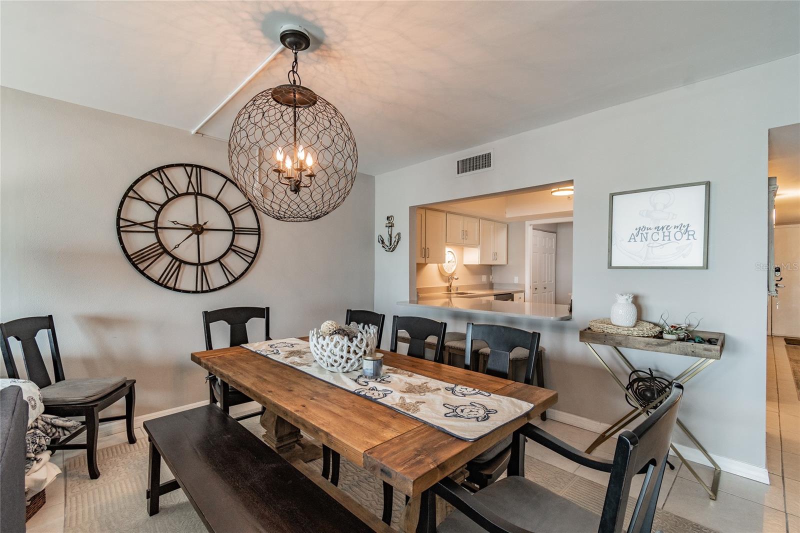 Image 9 of 44 For 13650 Gulf Boulevard 402