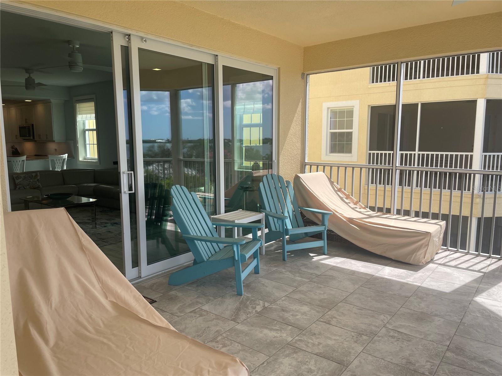 Image 17 of 45 For 260 Hidden Bay Drive 401