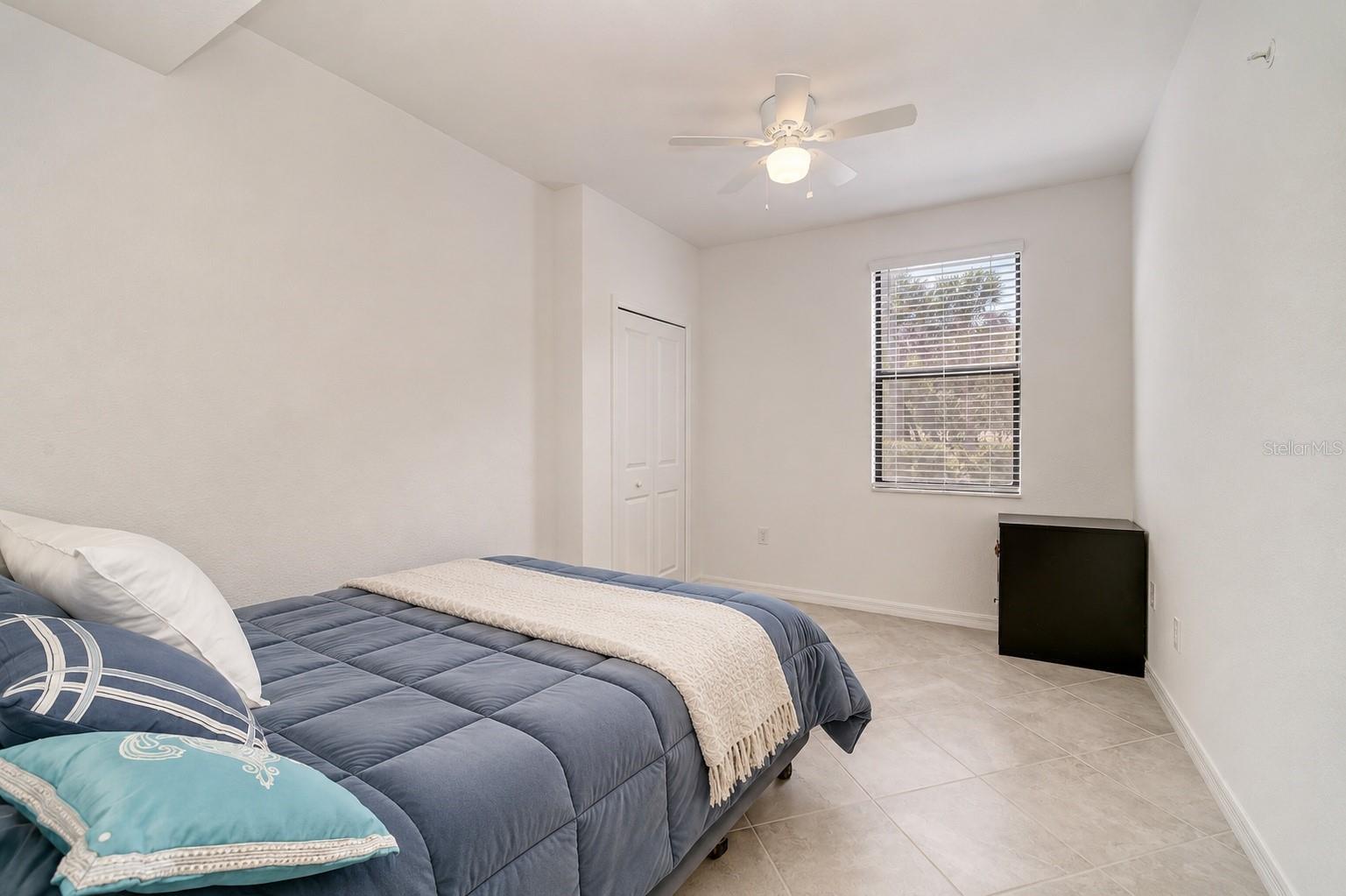Image 15 of 26 For 5687 Honore Avenue 411