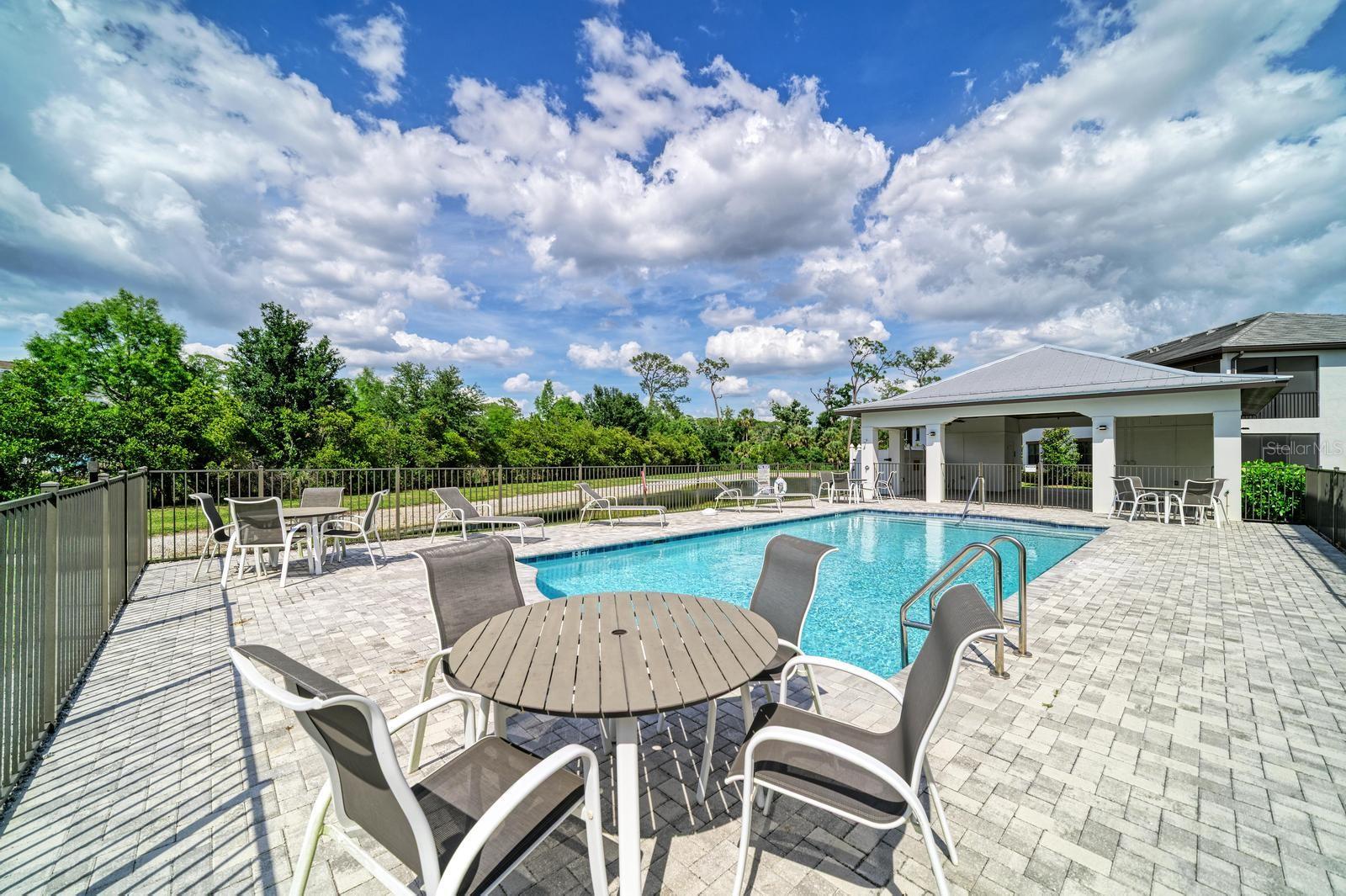 Image 23 of 26 For 5687 Honore Avenue 411