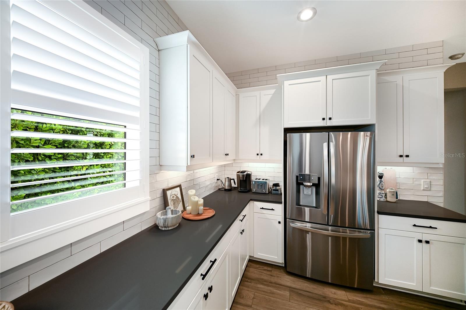 Image 13 of 80 For 8092 Grande Shores Drive