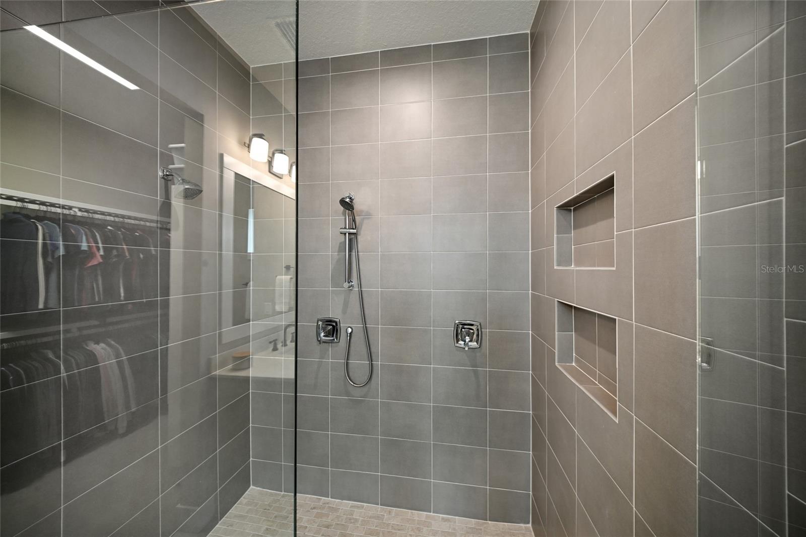 Image 21 of 80 For 8092 Grande Shores Drive