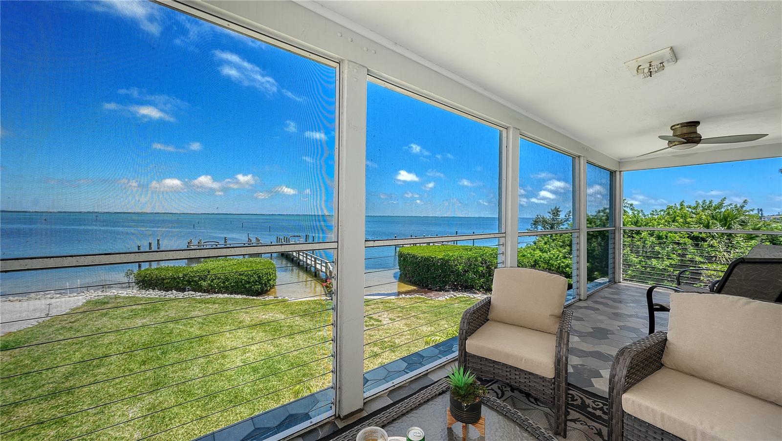 Image 11 of 45 For 5320 Gulf Of Mexico Drive 101