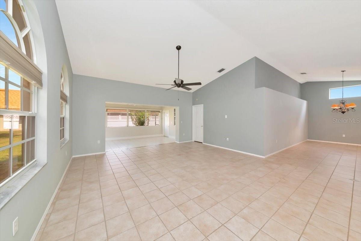 Image 12 of 55 For 4734 Raintree Street Circle E