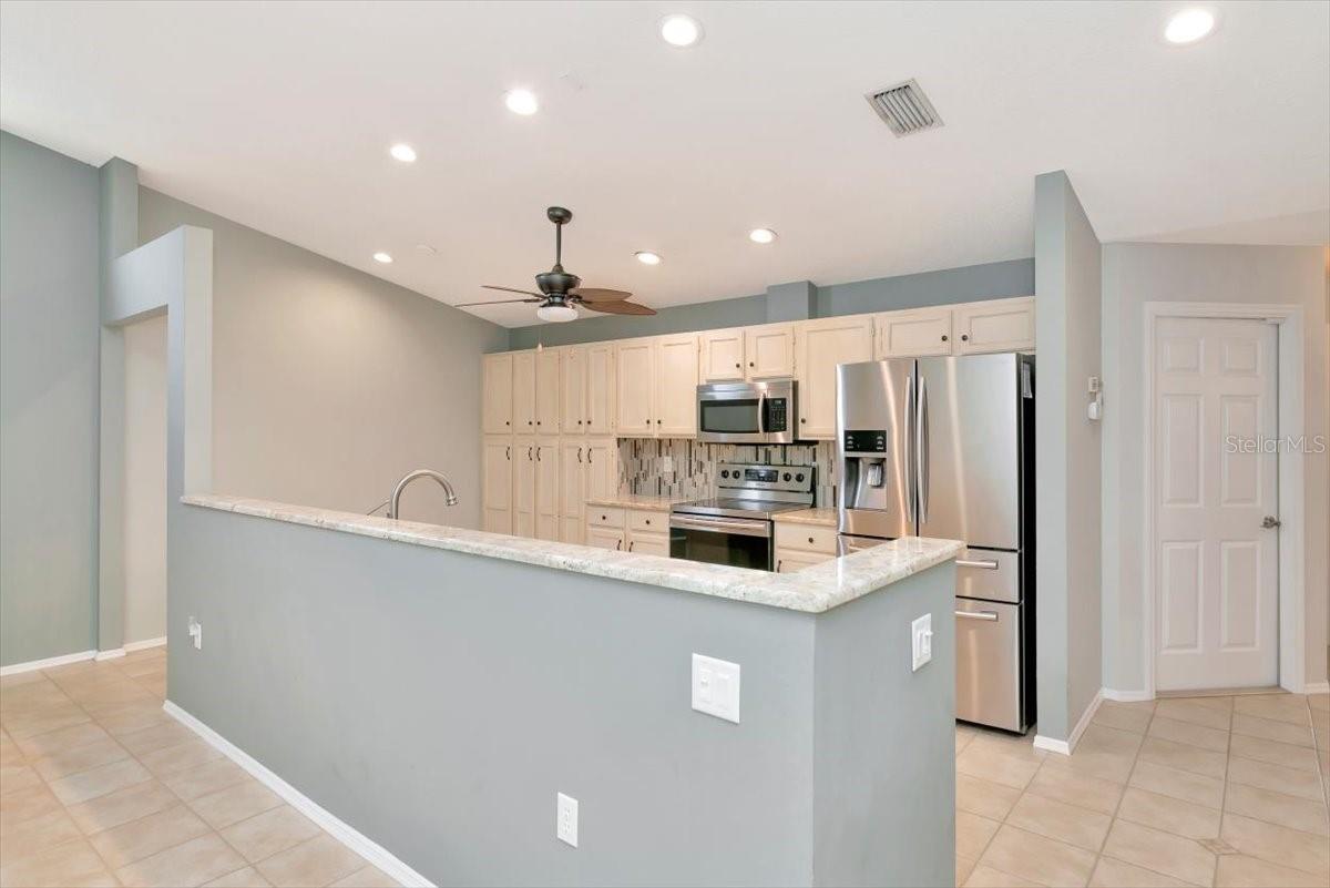 Image 14 of 55 For 4734 Raintree Street Circle E