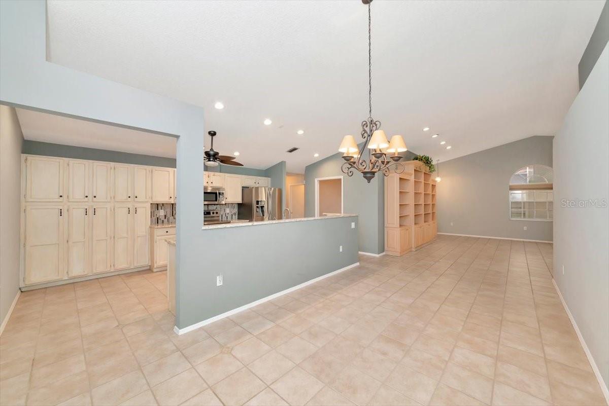 Image 15 of 55 For 4734 Raintree Street Circle E
