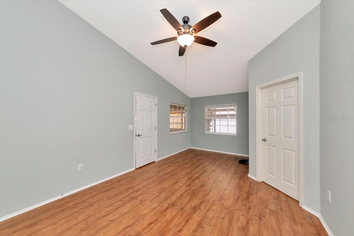 Image 21 of 55 For 4734 Raintree Street Circle E