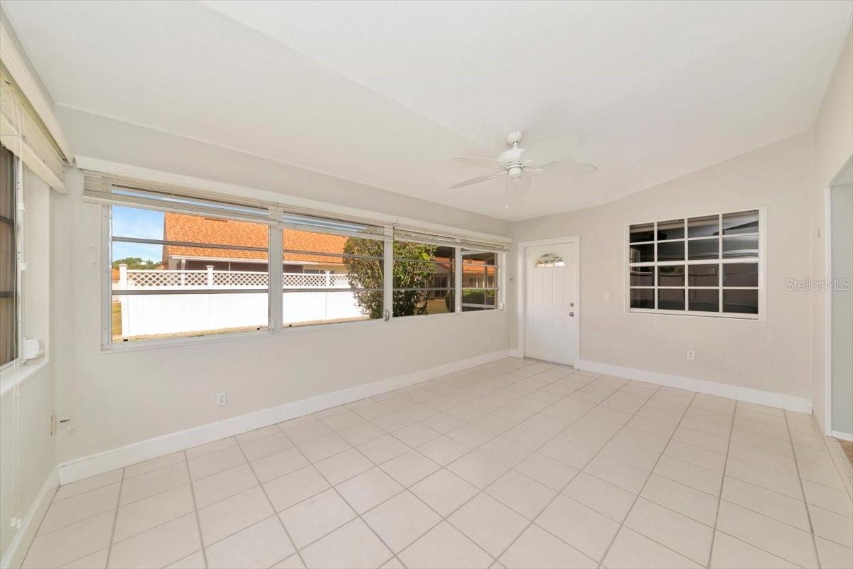 Image 43 of 55 For 4734 Raintree Street Circle E