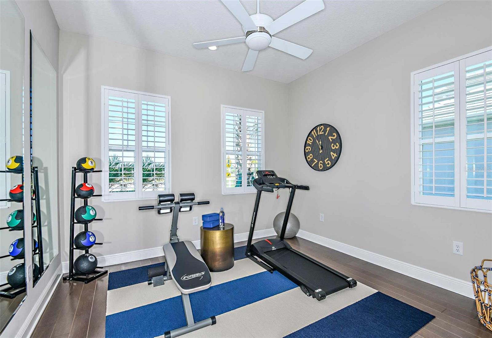 Image 15 of 39 For 12589 Meribel Street