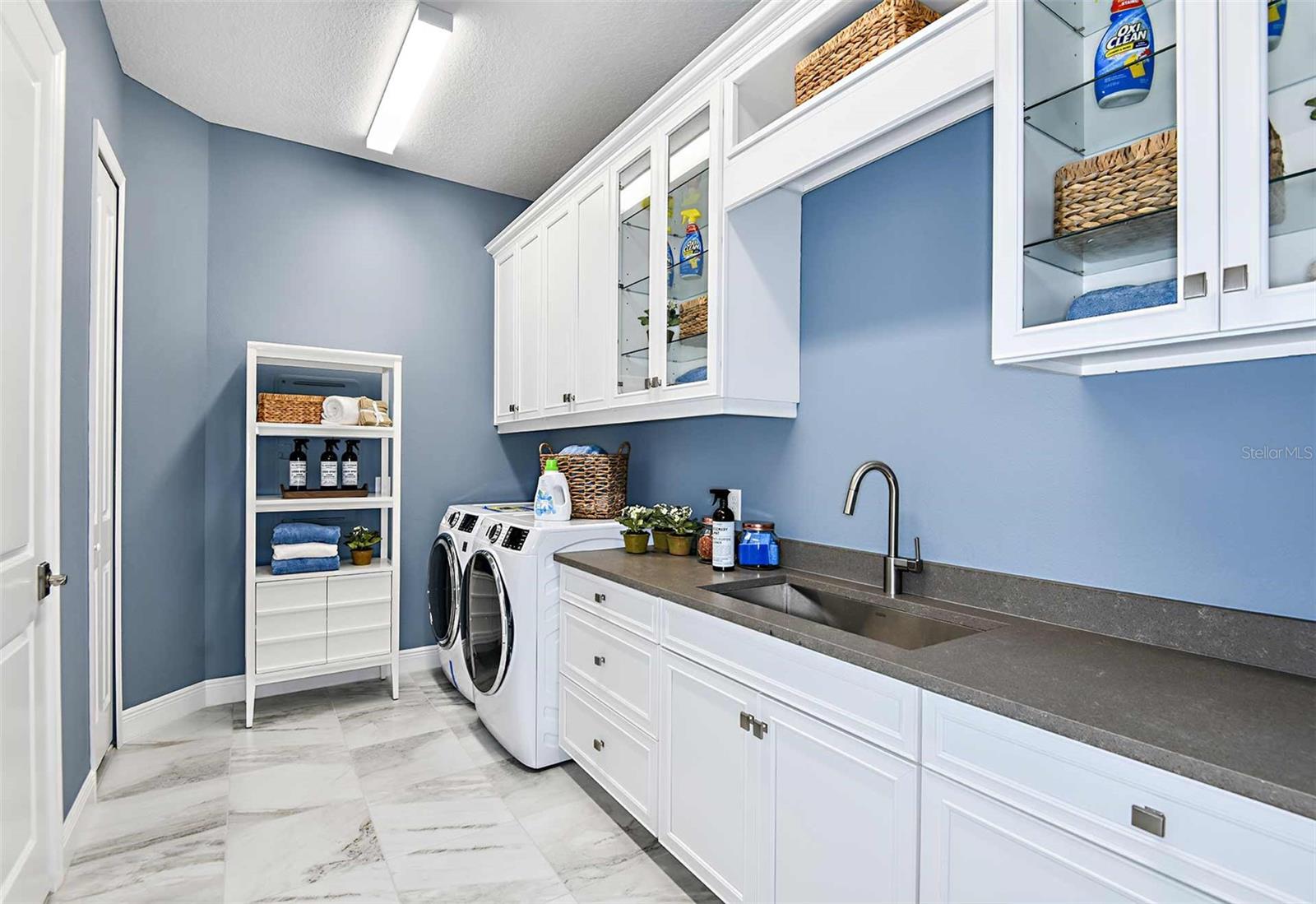 Image 17 of 39 For 12589 Meribel Street
