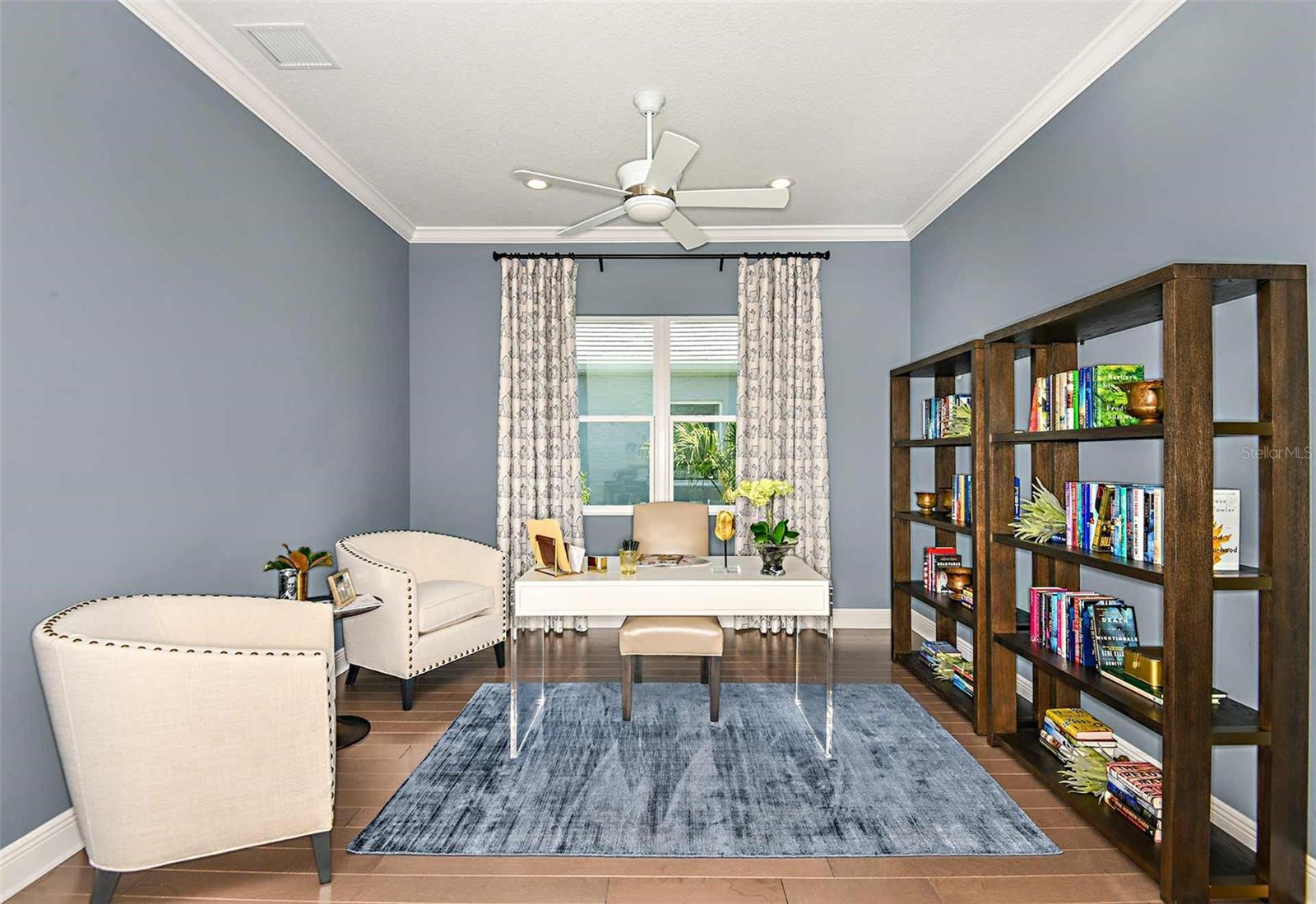 Image 18 of 39 For 12589 Meribel Street