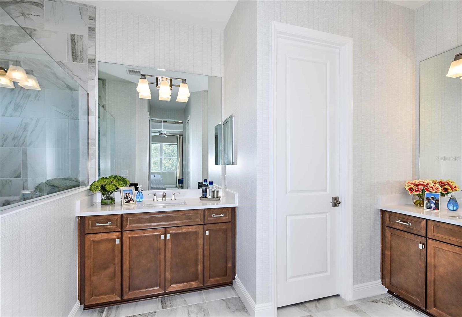 Image 31 of 39 For 12589 Meribel Street
