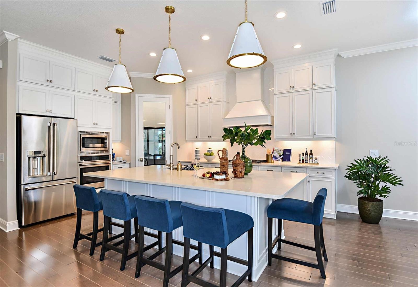 Image 4 of 39 For 12589 Meribel Street