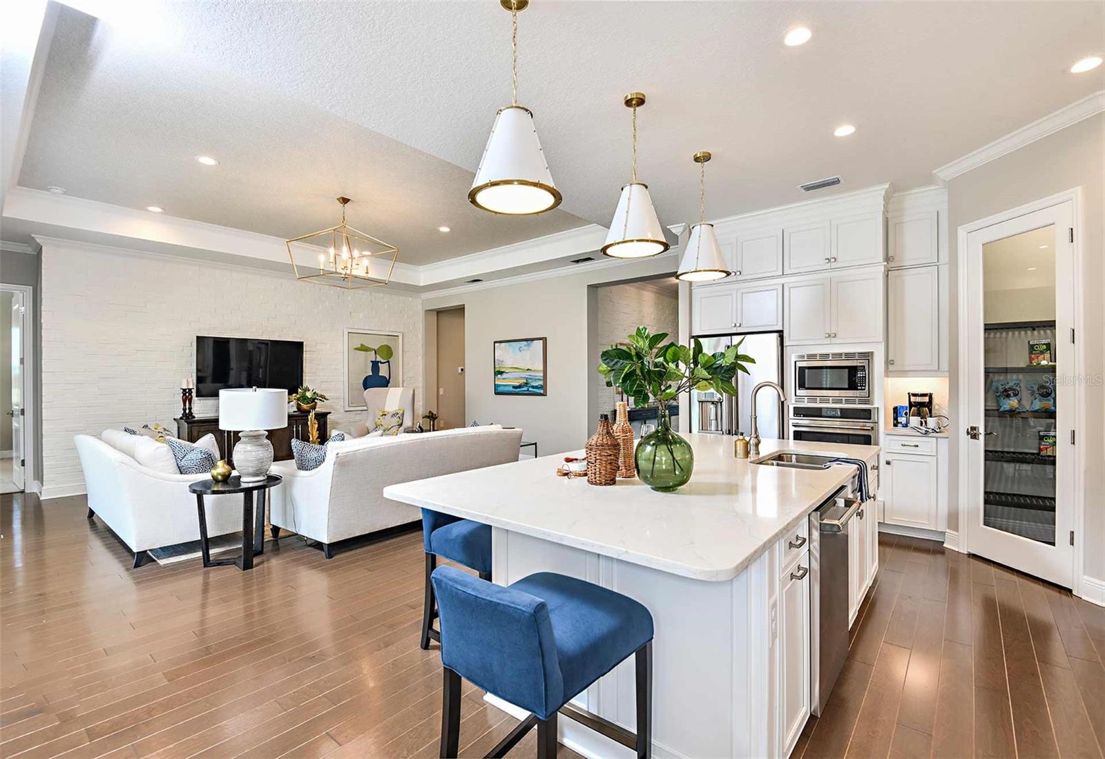 Image 7 of 39 For 12589 Meribel Street