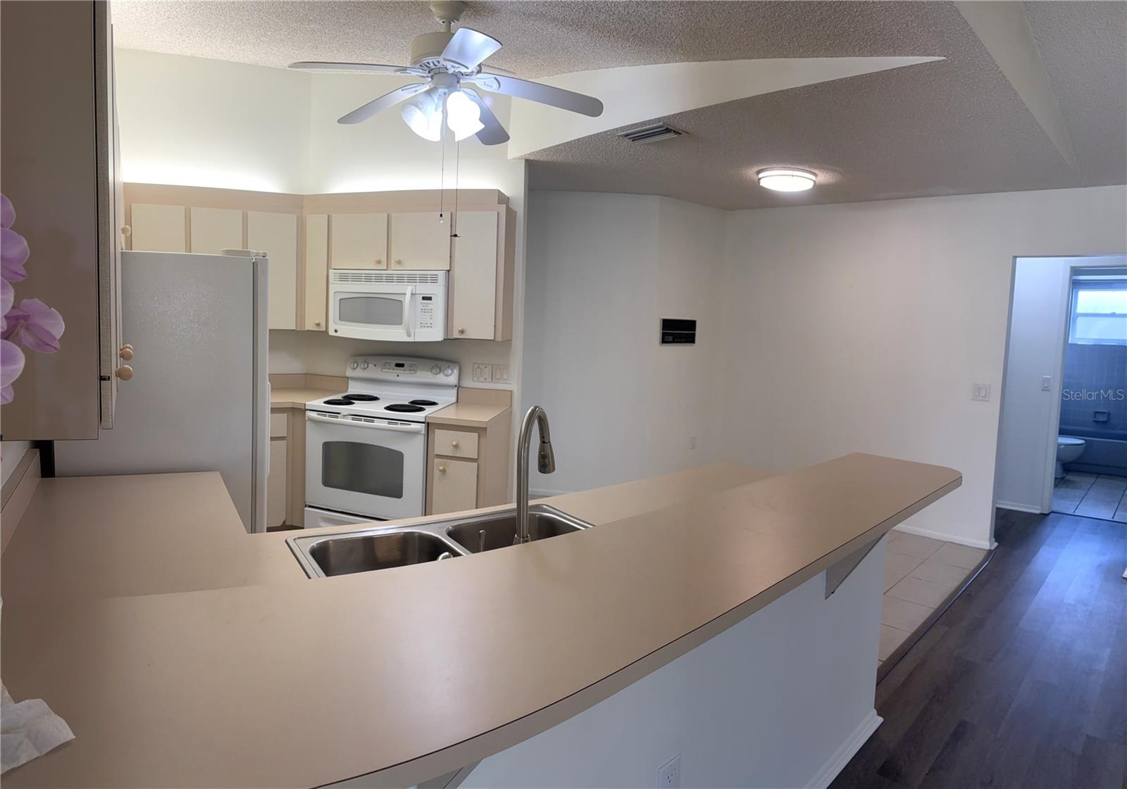 Image 11 of 35 For 1280 Covey Court
