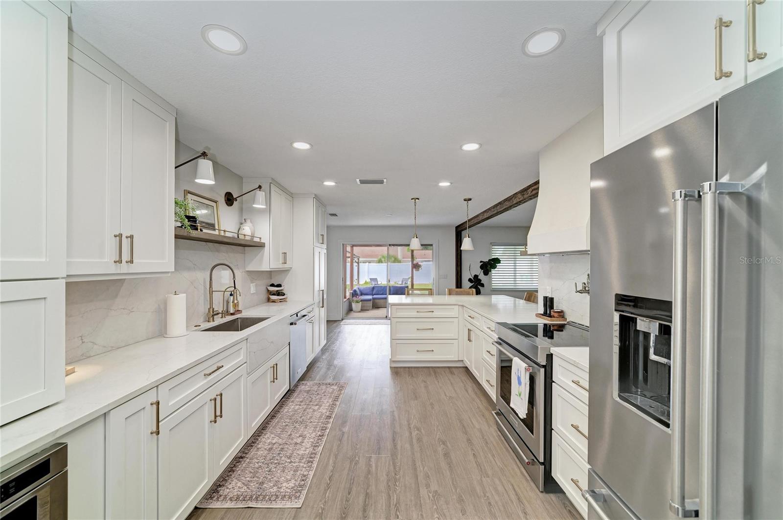 Image 10 of 51 For 7611 18th Avenue Nw