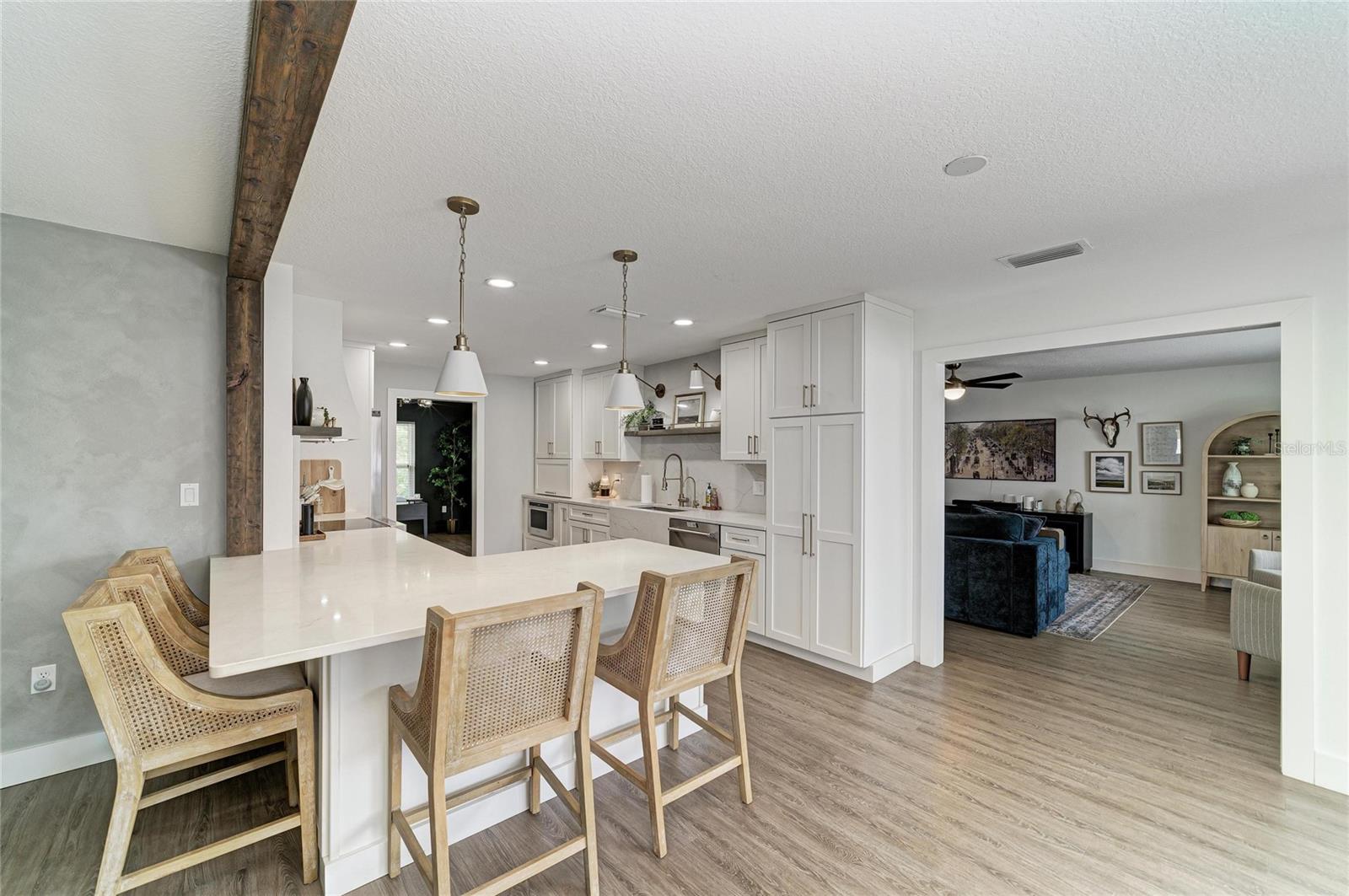 Image 15 of 51 For 7611 18th Avenue Nw