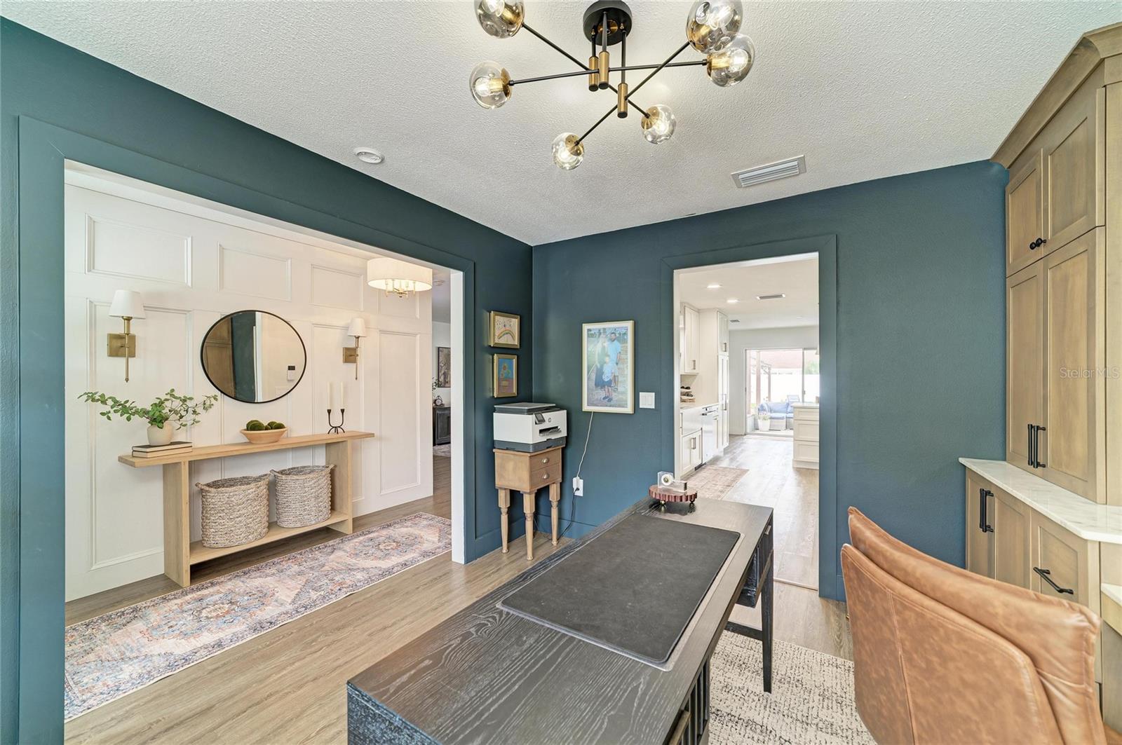 Image 20 of 51 For 7611 18th Avenue Nw