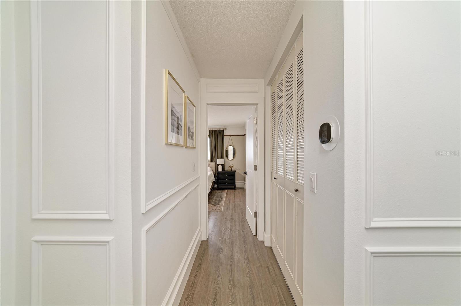 Image 21 of 51 For 7611 18th Avenue Nw