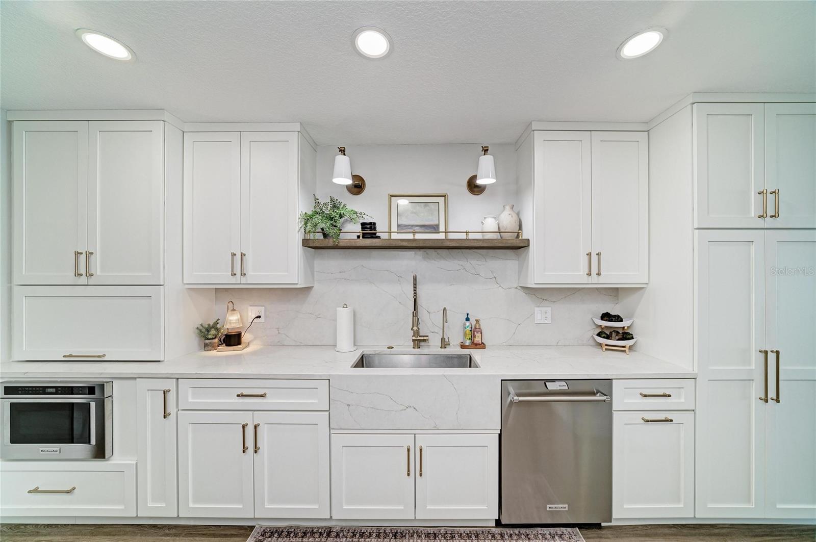 Image 9 of 51 For 7611 18th Avenue Nw