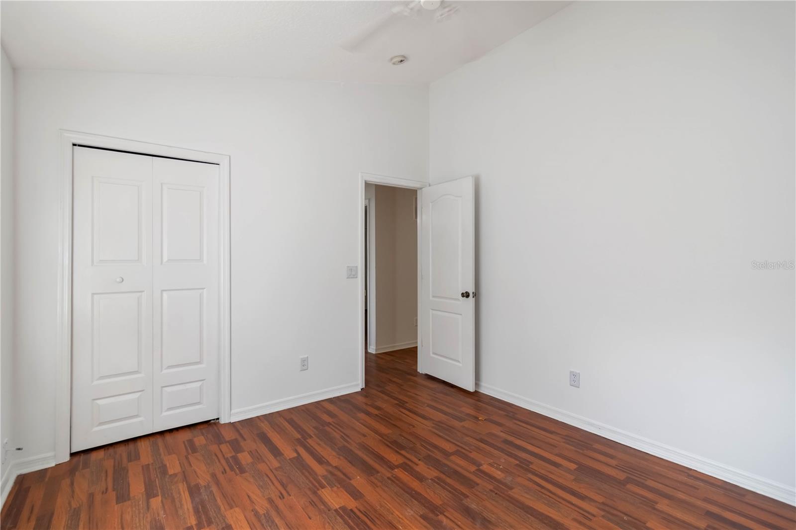 Image 18 of 30 For 6214 35th Avenue E