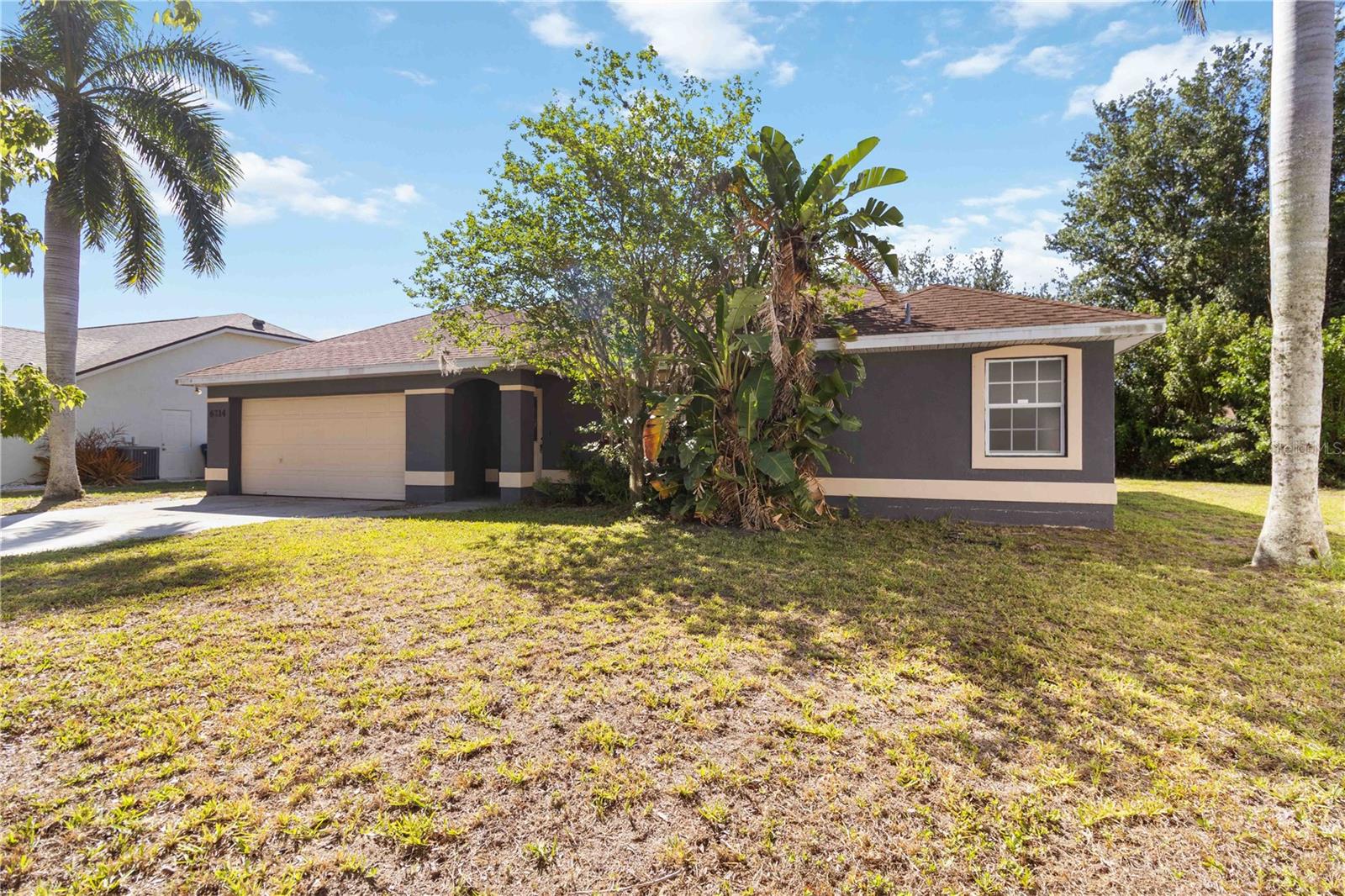 Image 3 of 30 For 6214 35th Avenue E
