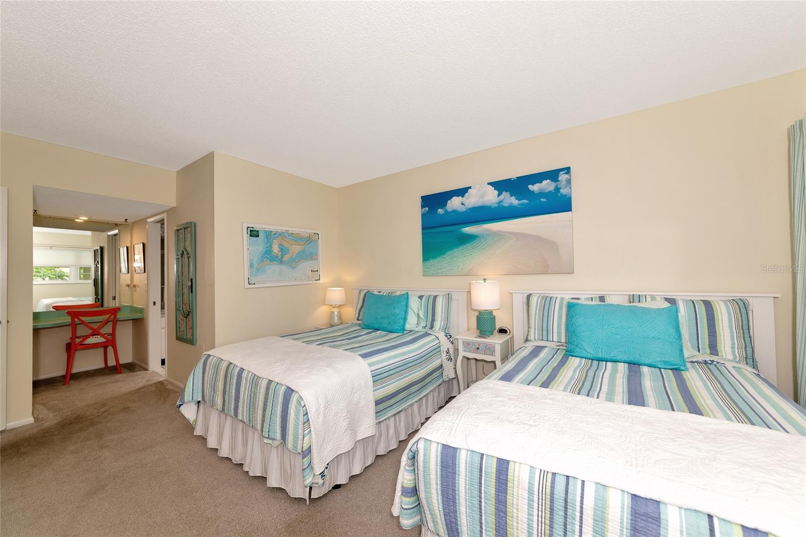 Image 25 of 75 For 7461 Country Club Drive N 203