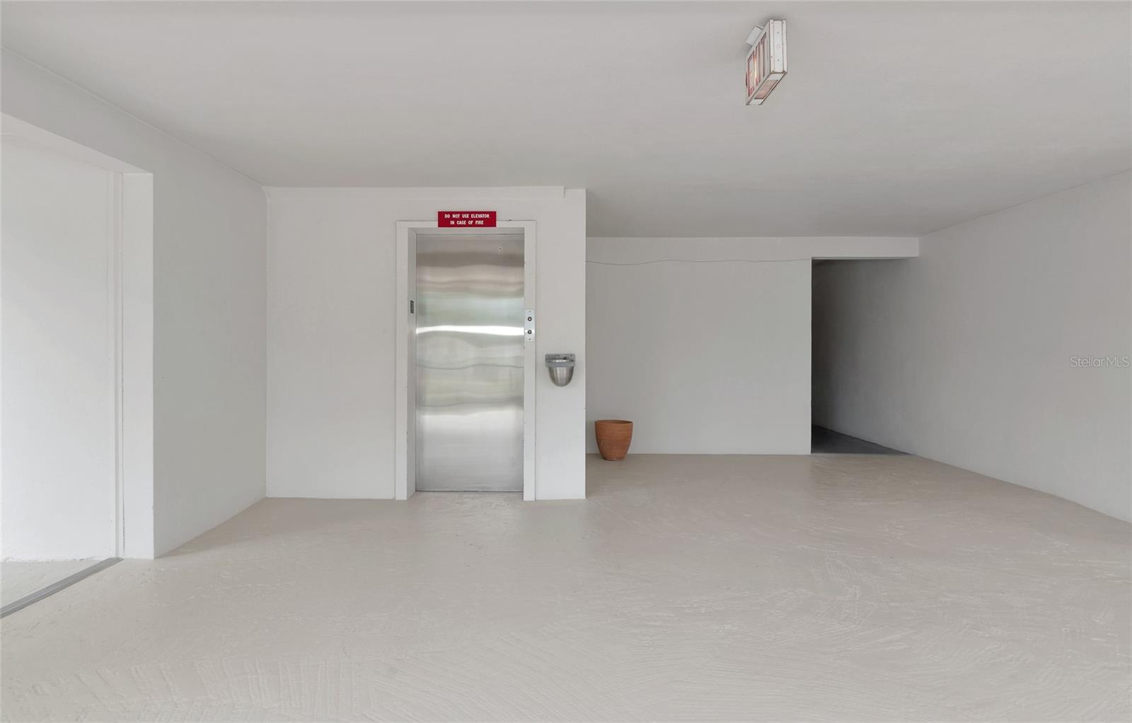 Image 38 of 75 For 7461 Country Club Drive N 203