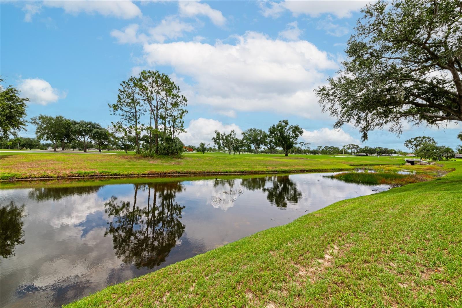 Image 41 of 75 For 7461 Country Club Drive N 203