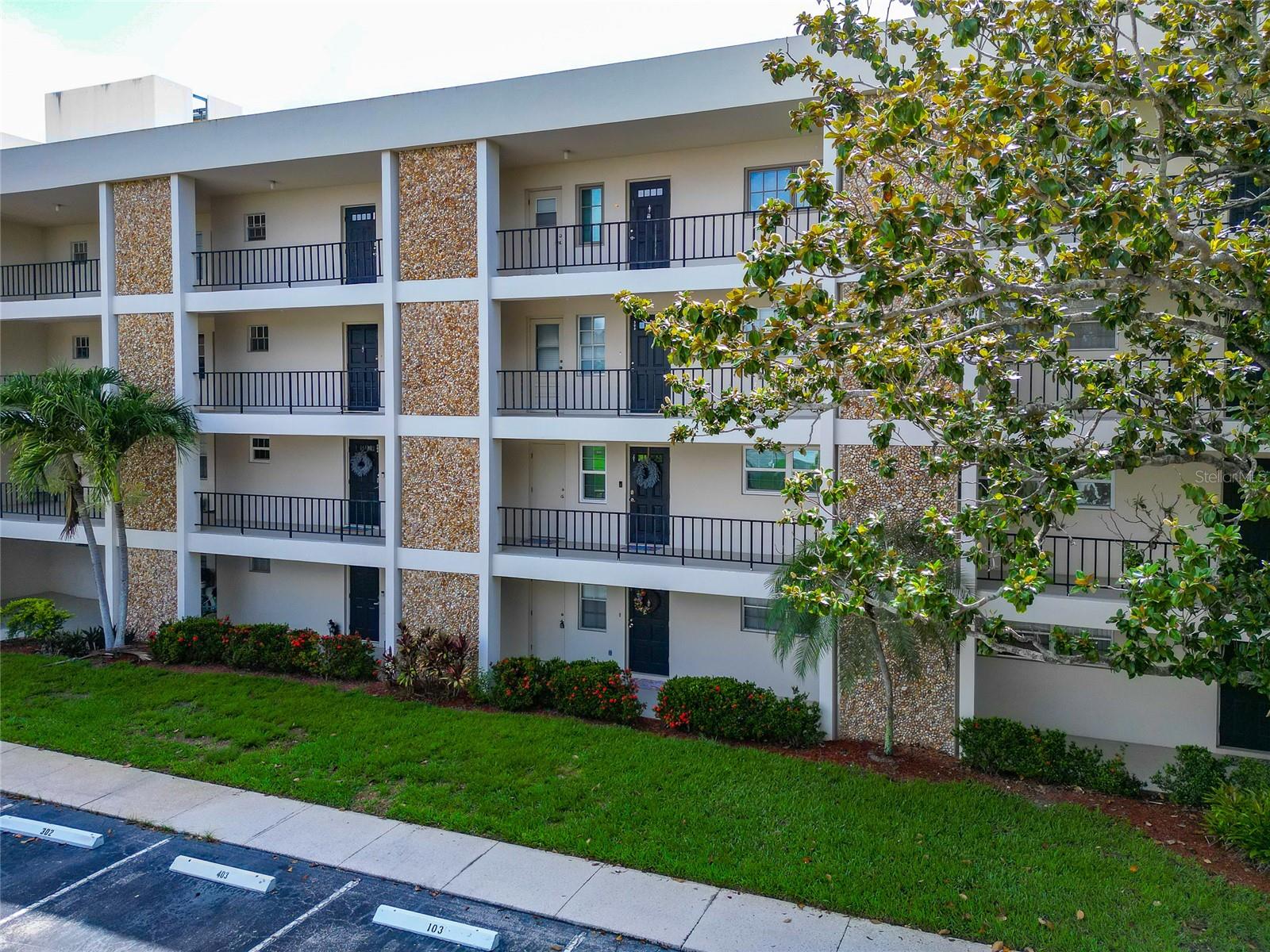Image 47 of 75 For 7461 Country Club Drive N 203