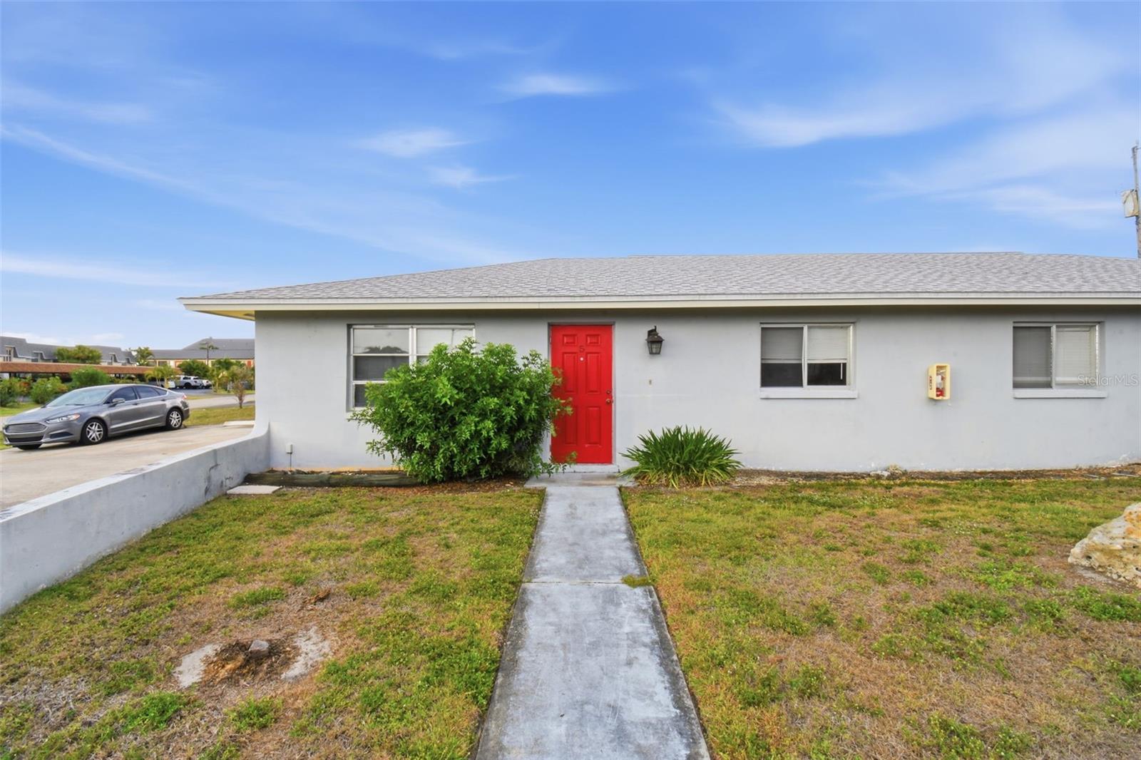 Image 5 of 19 For 4015 19th Avenue 5-9