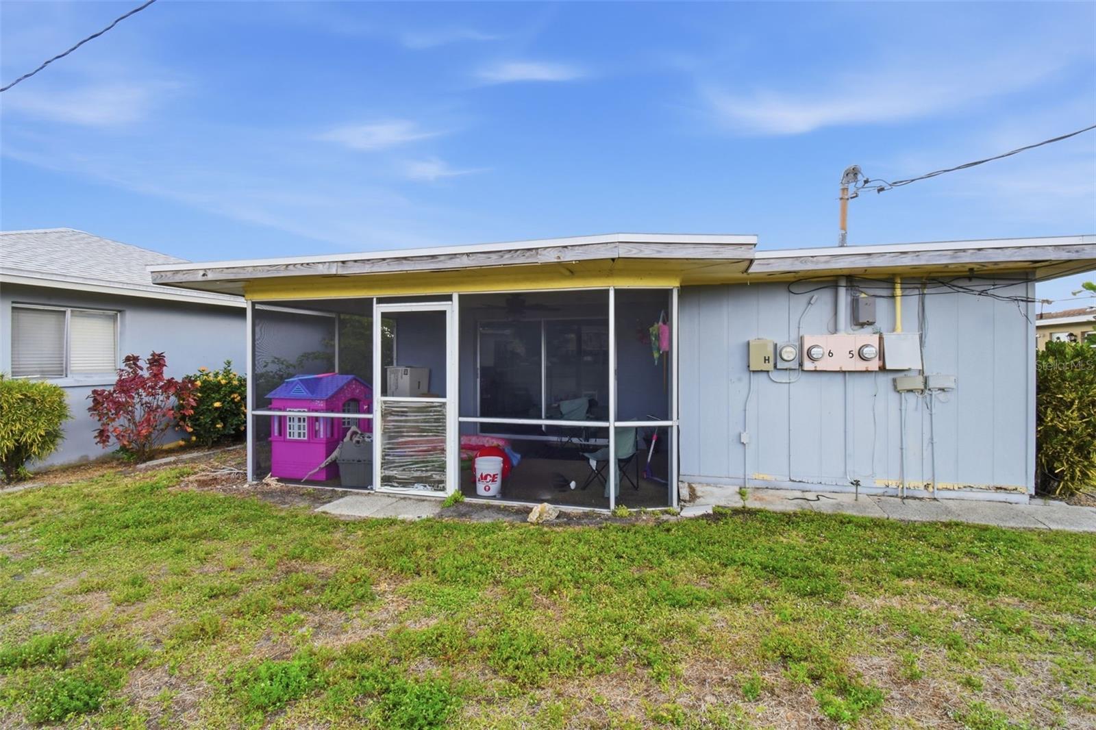 Image 9 of 19 For 4015 19th Avenue 5-9