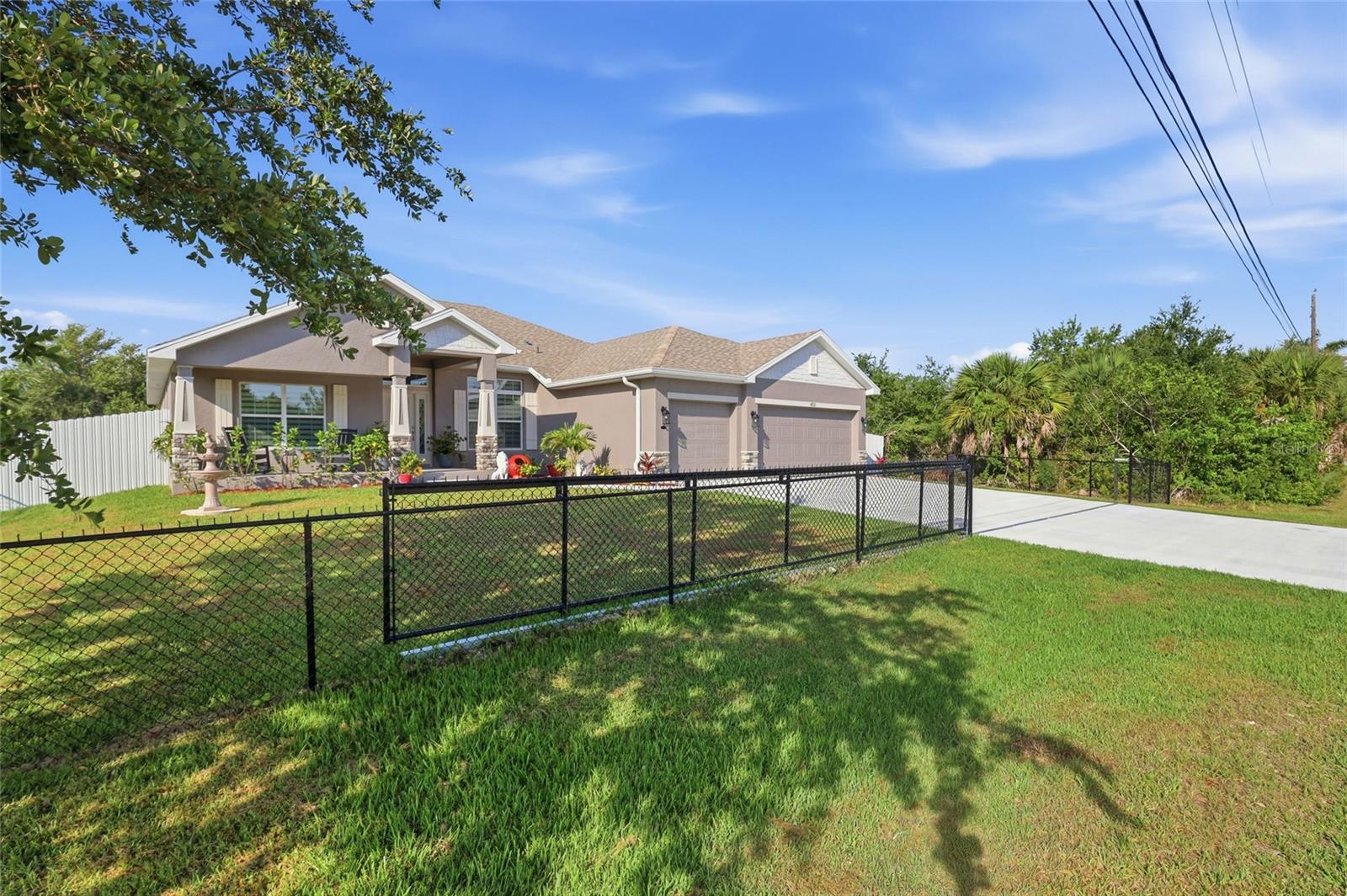 Image 3 of 34 For 14735 Keystone Boulevard