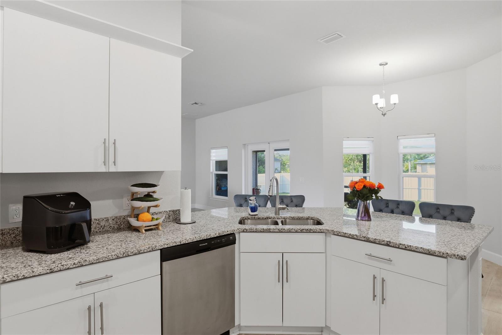 Image 6 of 34 For 14735 Keystone Boulevard