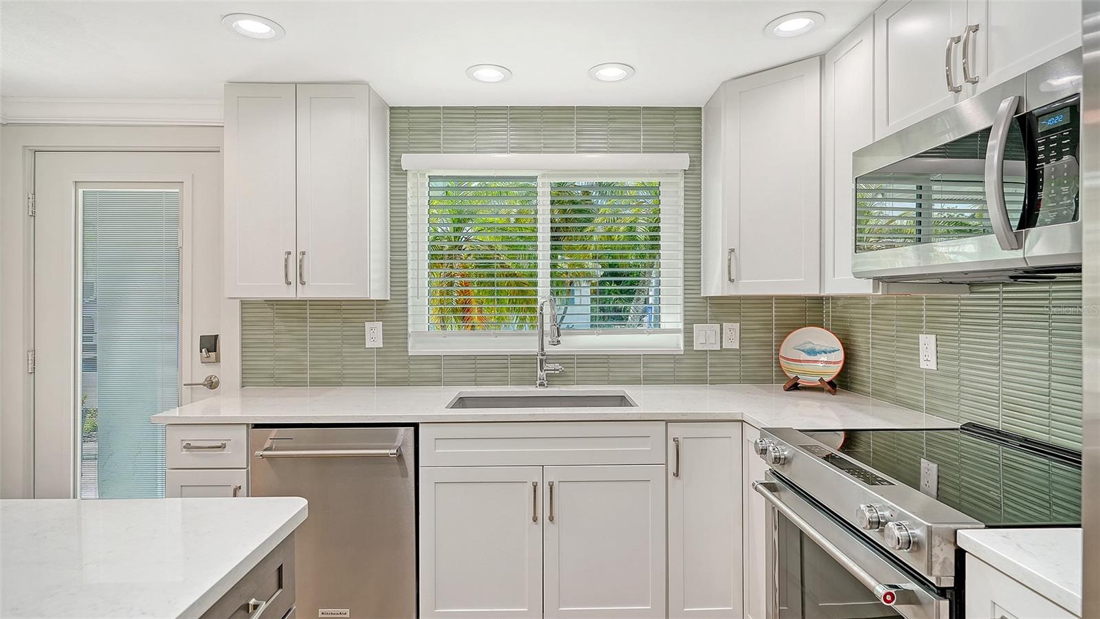 Image 10 of 70 For 703 Spanish Drive S