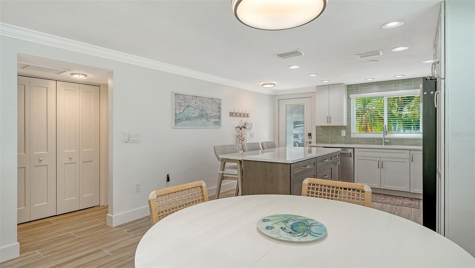 Image 13 of 70 For 703 Spanish Drive S