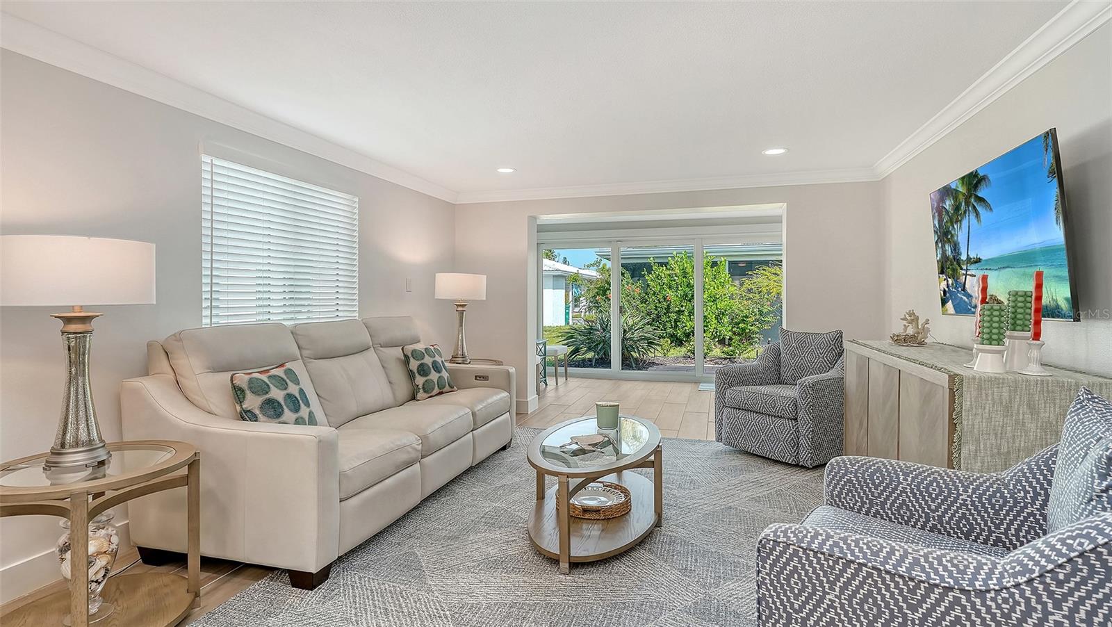 Image 15 of 70 For 703 Spanish Drive S